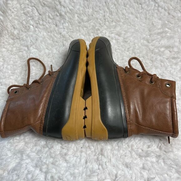 Kids Sperry two tone Duck lace up boots Brown faux leather and black rubber SZ2M - Picture 5 of 9